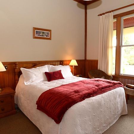 ניו פלימות' Villa Heights Bed And Breakfast מראה חיצוני תמונה