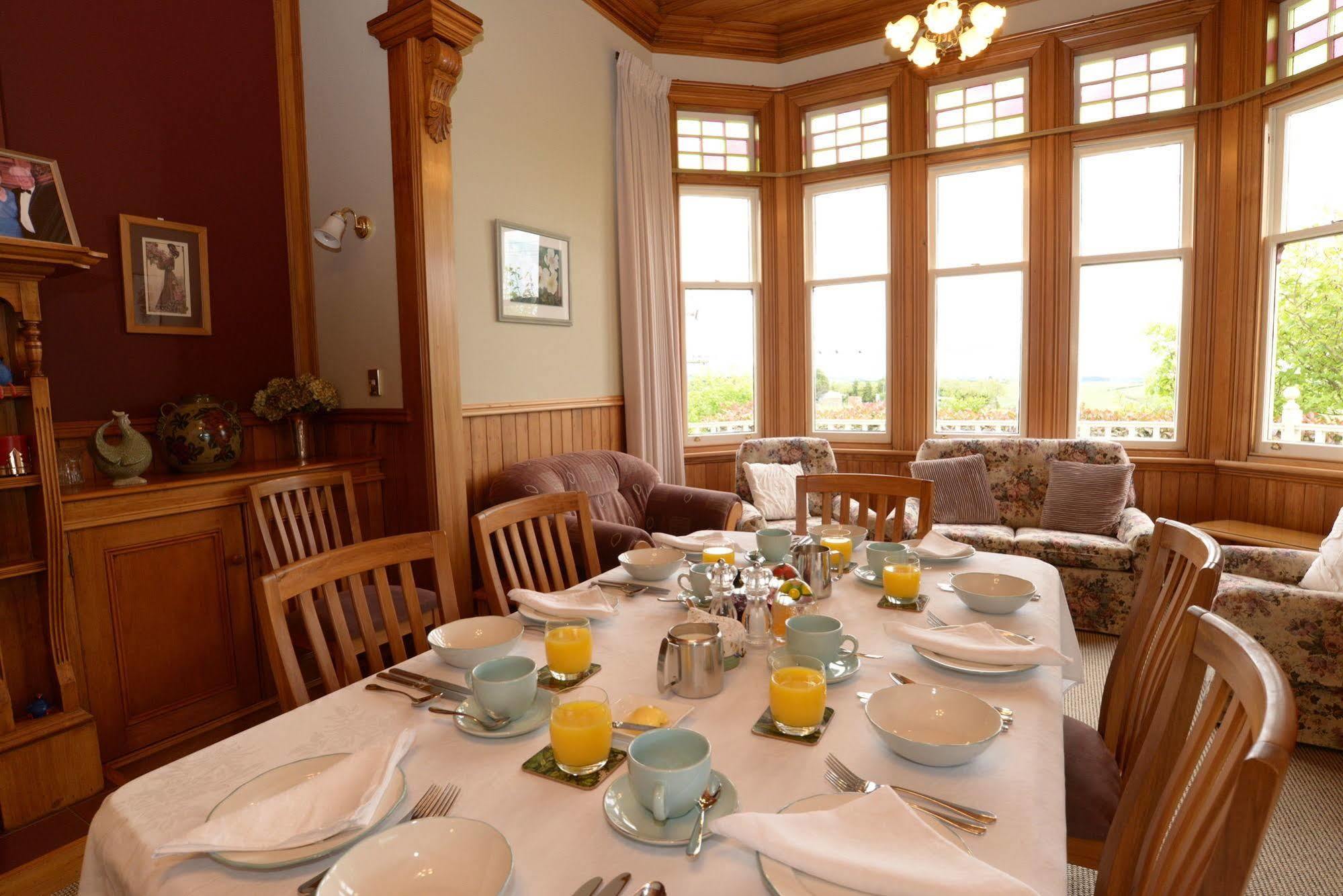 ניו פלימות' Villa Heights Bed And Breakfast מראה חיצוני תמונה