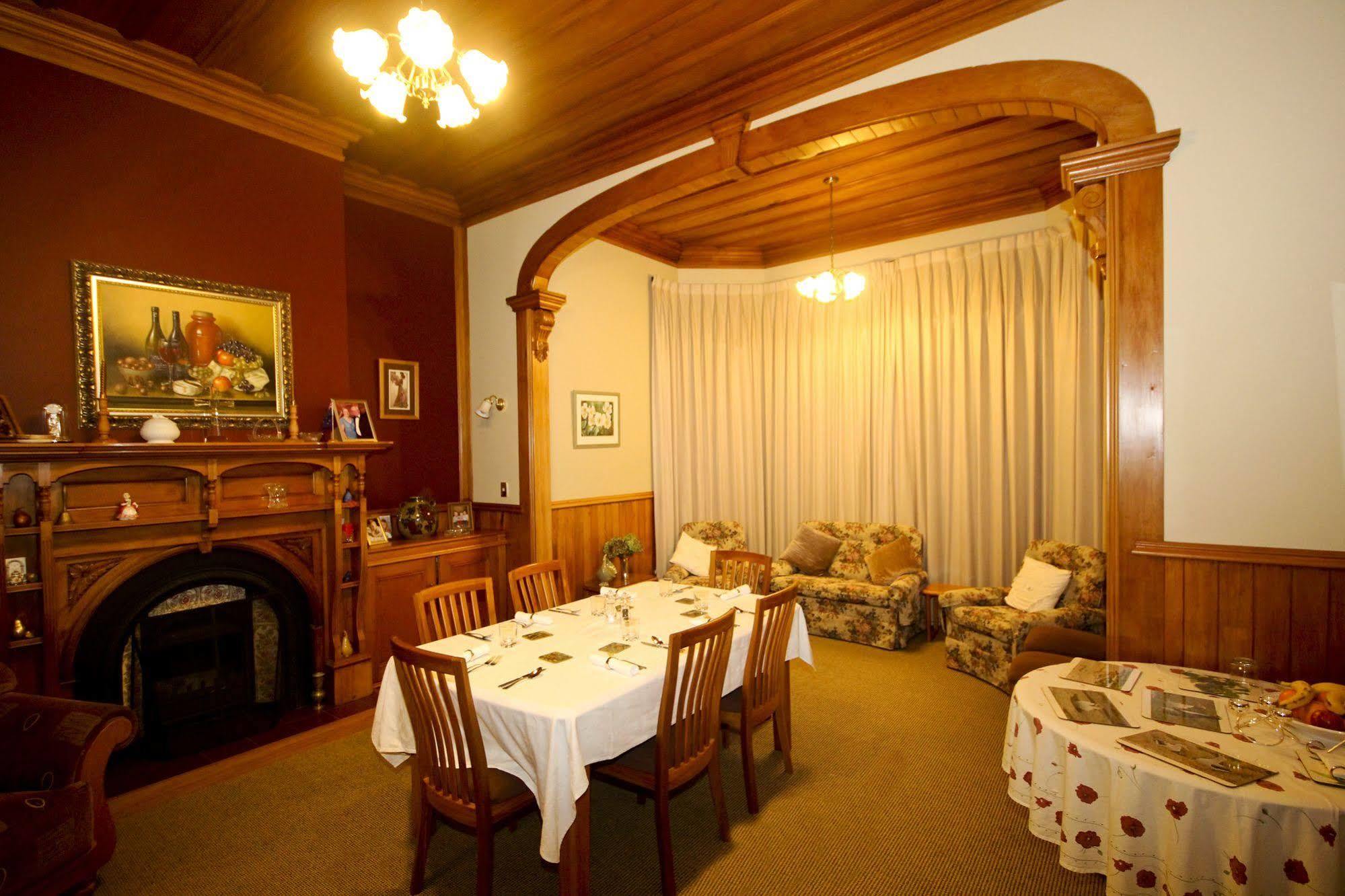 ניו פלימות' Villa Heights Bed And Breakfast מראה חיצוני תמונה